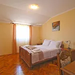 House 2209 Šišan