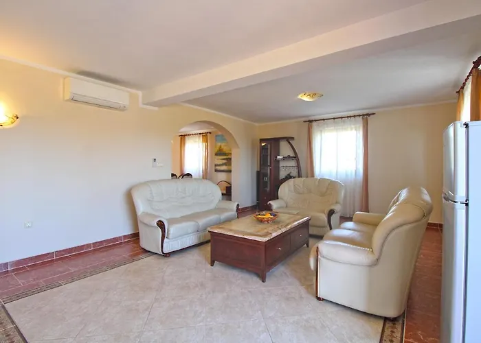 Tatil Evi House 2209 Šišan