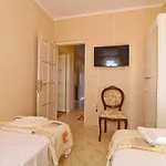 House 2209 * Šišan