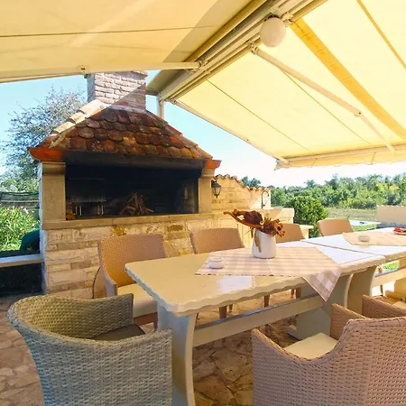 Ferienhaus House 2209 *